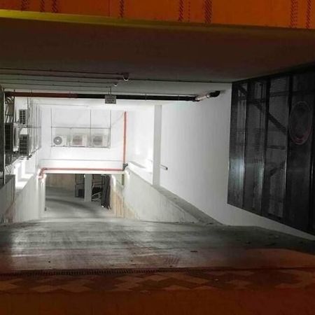 B104 - Liberty Bridge Lovely Home With Free Parking Budapest Exteriör bild