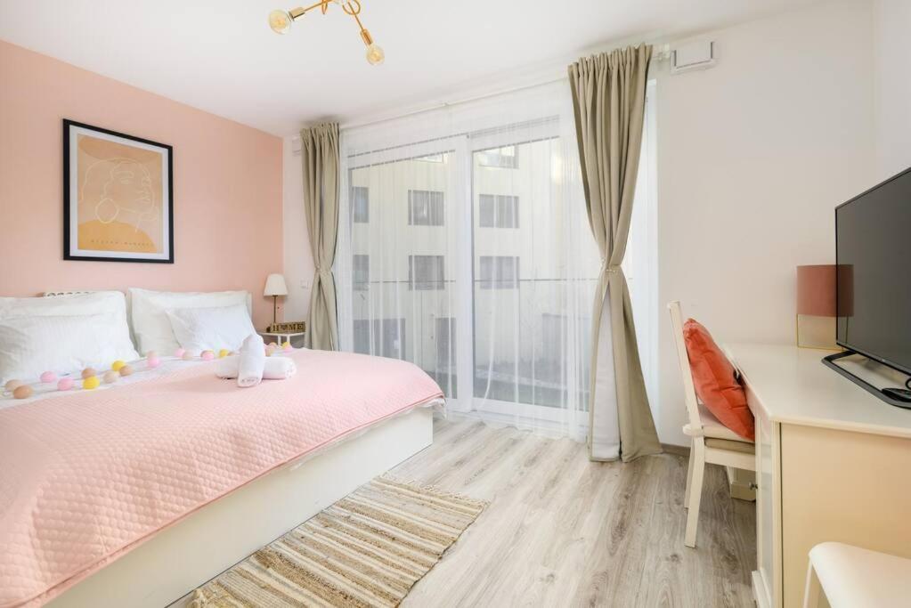B104 - Liberty Bridge Lovely Home With Free Parking Budapest Exteriör bild