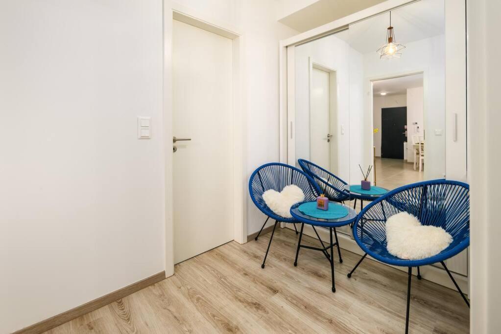 B104 - Liberty Bridge Lovely Home With Free Parking Budapest Exteriör bild